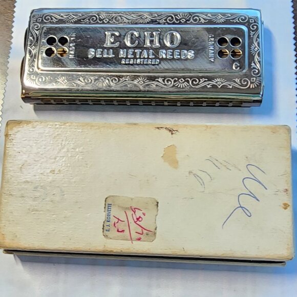 VINTAGE RARE GERMAN MADE BELL METAL REEDS HARMONICA - Picture 2 of 6